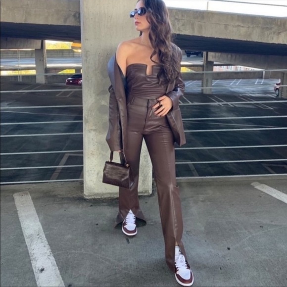 NWT Zara 2 Piece Faux Leather Bodysuit and Pants With Slit Set XL L - Picture 4 of 11